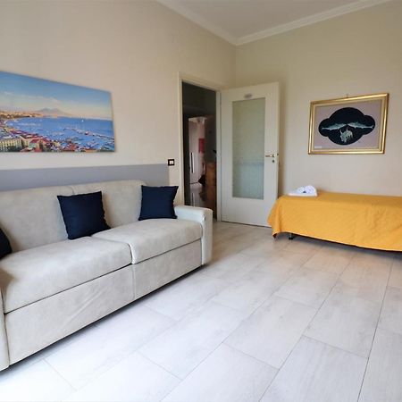 Painter House Apartment Сант'Агнело Екстериор снимка