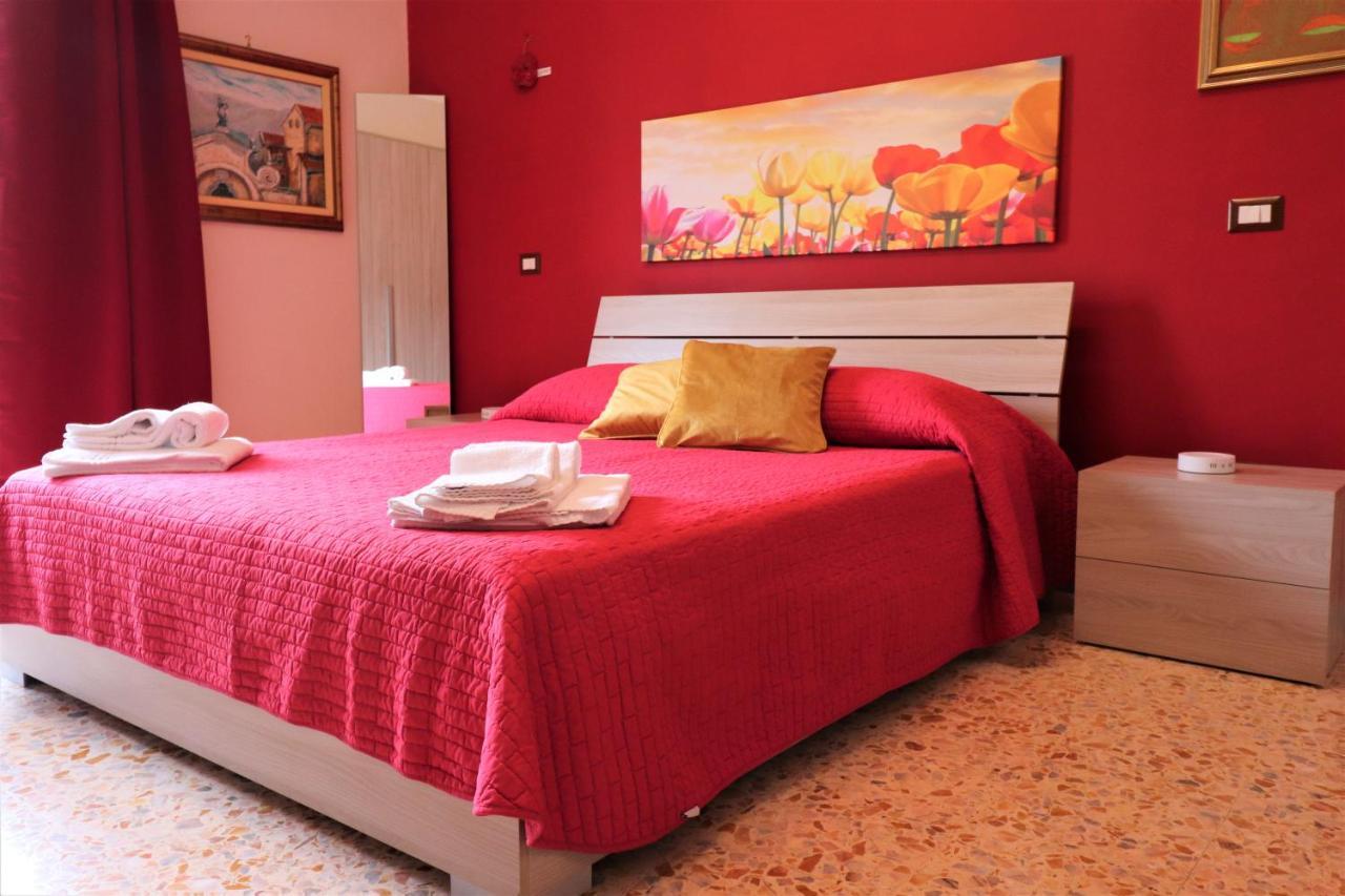 Painter House Apartment Сант'Агнело Екстериор снимка