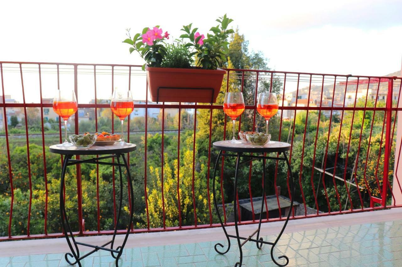 Painter House Apartment Сант'Агнело Екстериор снимка