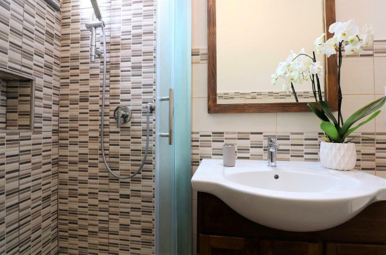 Painter House Apartment Сант'Агнело Екстериор снимка