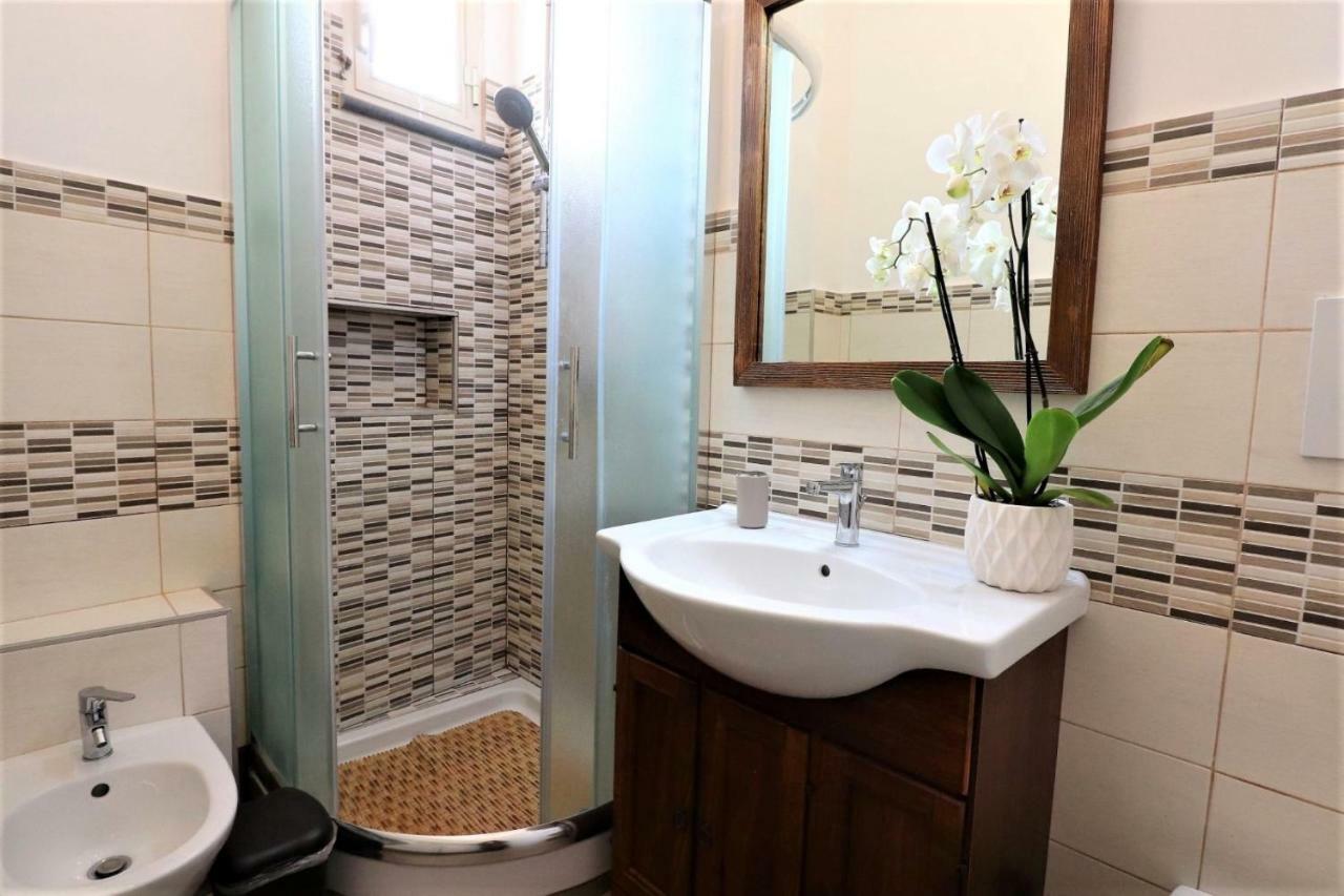 Painter House Apartment Сант'Агнело Екстериор снимка